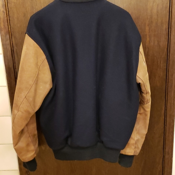 Jacket - Picture 4 of 4